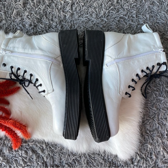 L’INTERVALLE White Leather Combat Boots - Picture 3 of 8